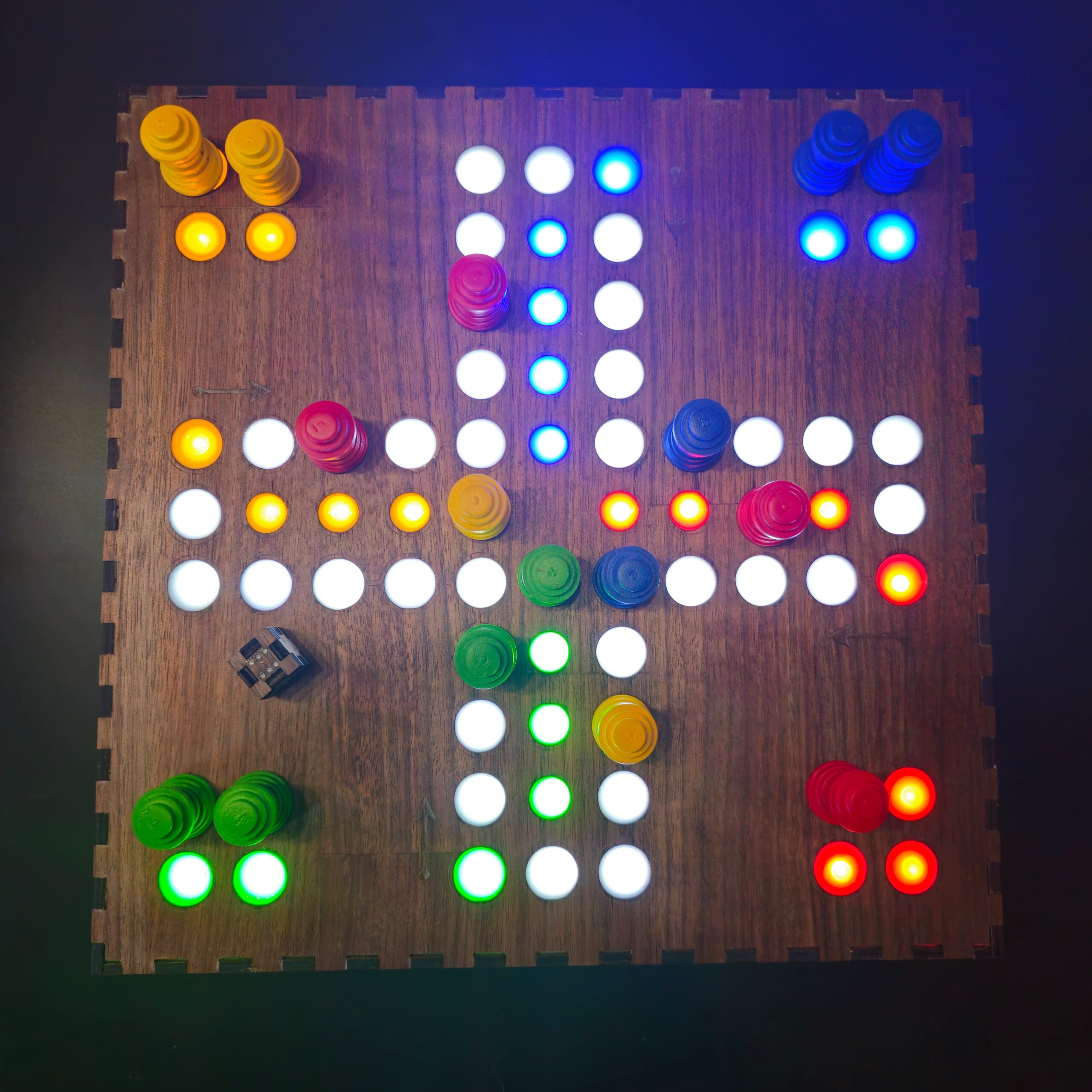  Foto zu Mensch ärgere Dich nicht – Place of Handmade 